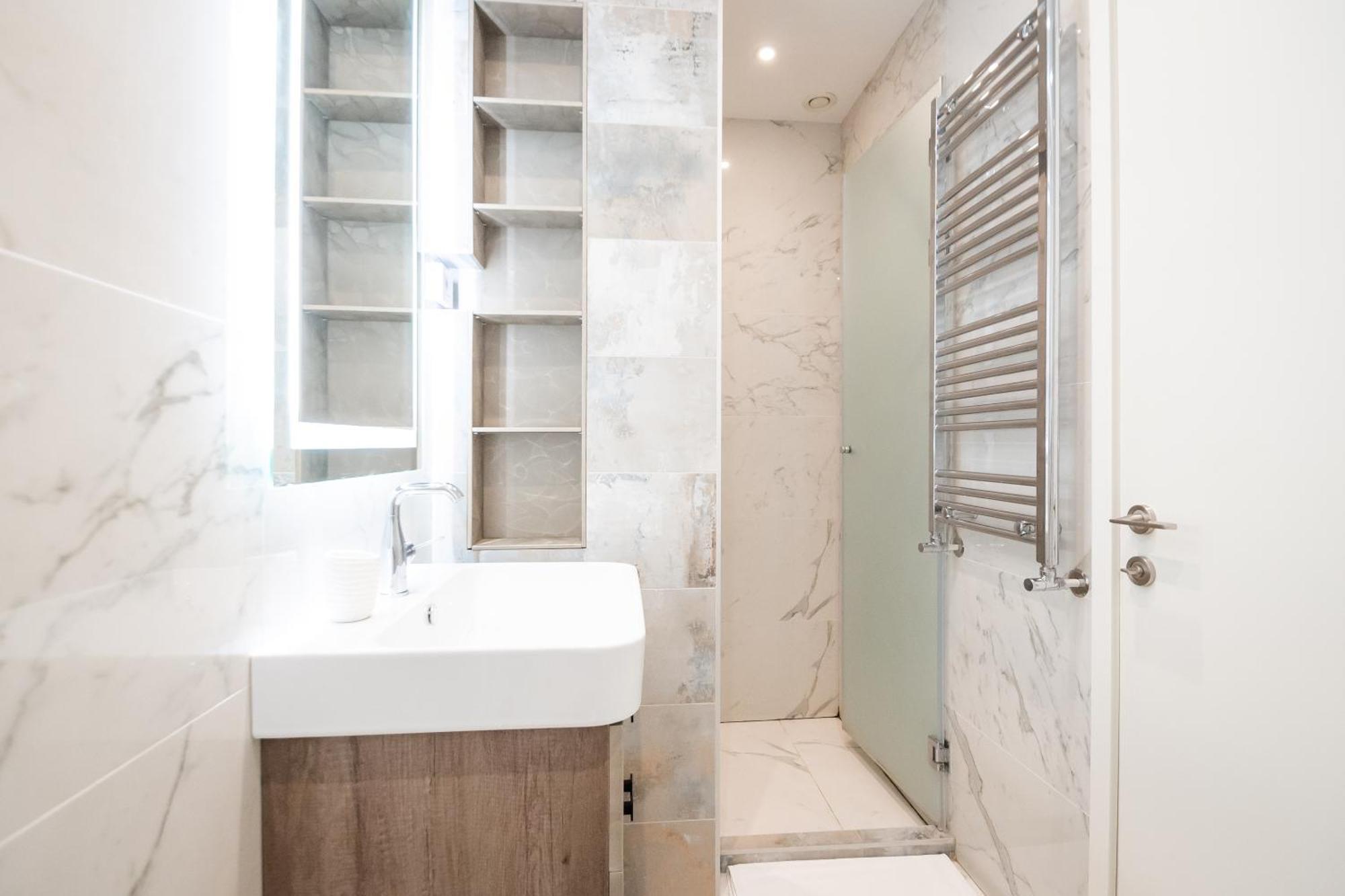 Apartman West Kula 14 Belgrade